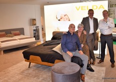 Het Nederlandse team van Velda, met v.l.n.r. Ben Spork (accountmanager West-Nederland), Inge van der Kerken (Zuid), Peter Van Rompuy (hij is namens Veldeman Bedding NV senior sales manager van Nederland en Duitsland) en Thom Ticheloven (Noord).